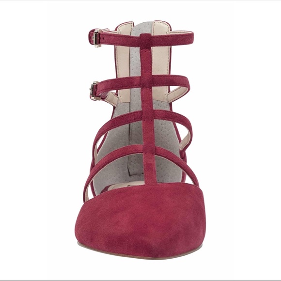 Caged Flat Shoe - Picture 6 of 10